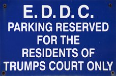 Sign parking reserved for residents of Trump Court DSC02945.JPG