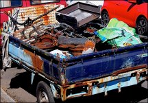 Rubbish on back of truck Exmouth E-PL5 P8300010.JPG