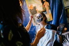 Dirty Carols - Getting Ready - 002 of 032 - L1010306.jpg Dirty Carols - Getting Ready - 002 of 032 - L1010306.jpg