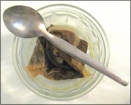 Used teabags and spoon Ixus 70 IMG_4256.JPG