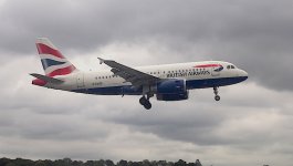 British airways 737 taking off at Gatwick 9051259.JPG