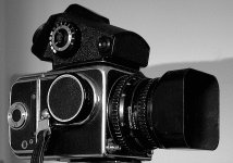 Hasselblad on Manfroto 222.JPG