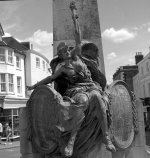 LEWES 01.jpg