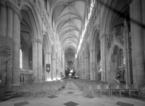 2022-8-11 Beverley Minster, RSS6x6F, HP5, Ei400, HC110 Dil H, 002.jpg