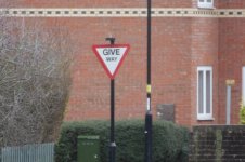 fcanon960.jpg fcanon960.jpg