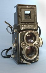 Rolleiflex 2.8 E Xenotar.jpg