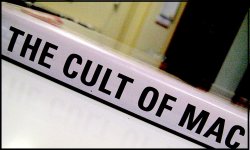 The Cult of Mac dust jacket spine Ixus 70 IMG_4429.JPG