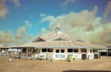 1873_Fuji 690_Fuji 400 (Superia)_LLandudno_005.jpg