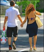 Couple walking on Reitherspitzstrasser Seefeld 5D 5553.jpg