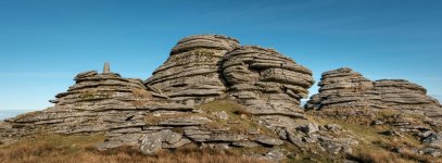 011 Gt Links Tor PANO 03-0622 PS Adj.JPG