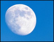 Winter evening moon FZ82 P1010435.jpg