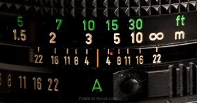 Manual-focus-lens-distance-scale.jpg