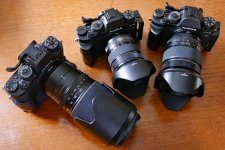 Three X-T2s.JPG Three X-T2s.JPG