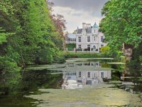 Castle House and pond small.jpg Castle House and pond small.jpg