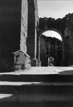 2405GPMXBW34 Inside Castle.jpg 2405GPMXBW34 Inside Castle.jpg