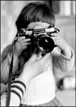 Kirsten with Praktica Nova 1 1976_3_32.jpg Kirsten with Praktica Nova 1 1976_3_32.jpg