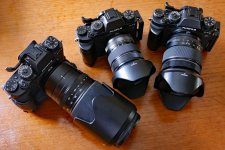 Three X-T2s.JPG Three X-T2s.JPG