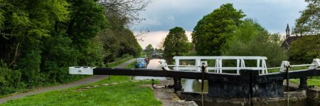 Devizes Canal Lock Gates.jpg