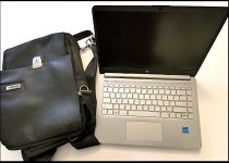 HP lightweight Laptop and Targus backpack FZ82 P1010715.jpg