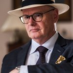 portrait_carré.jpg portrait_carré.jpg