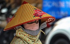 DSC00954 e Got my eye on you_resize.JPG