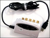 Behringer USB audio interface Ixus 70 IMG_4536.jpg