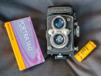 002 Yashica-Mat 02-1768 PS Adj Upload.jpg