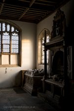 Light and shadow-9047.jpg Light and shadow-9047.jpg