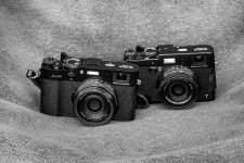 002 Fuji Siblings 02 B&W-0101 PS Adj Upload.jpg