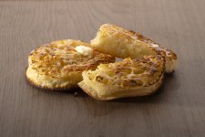 Crumpets-2.jpg Crumpets-2.jpg