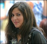 Indian girl at Swindon Mela CAN_4326.jpg Indian girl at Swindon Mela CAN_4326.jpg