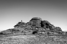 011a Greta Links Tor BW 03-1000535 PS Adj Upload.jpg