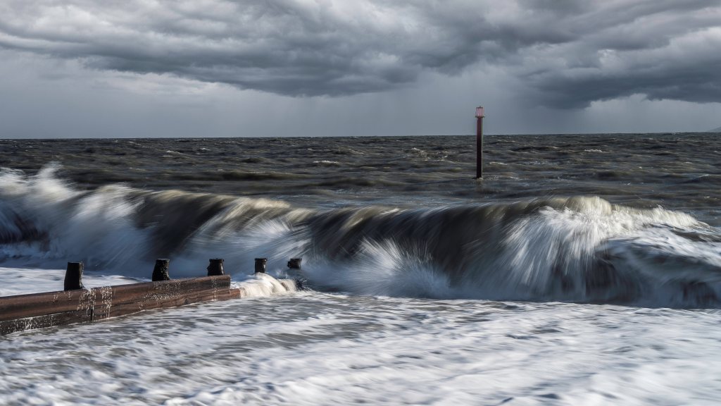 Avon Beach UK 2024.jpg