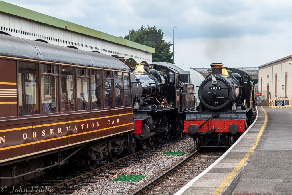 Churston Station.jpg