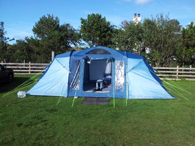 tent1.jpg
