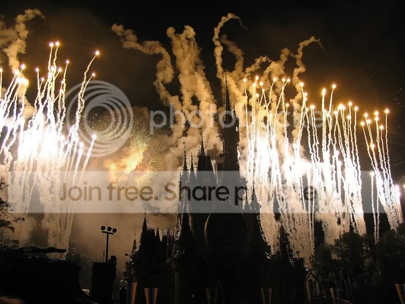 fireworks2800x600.jpg