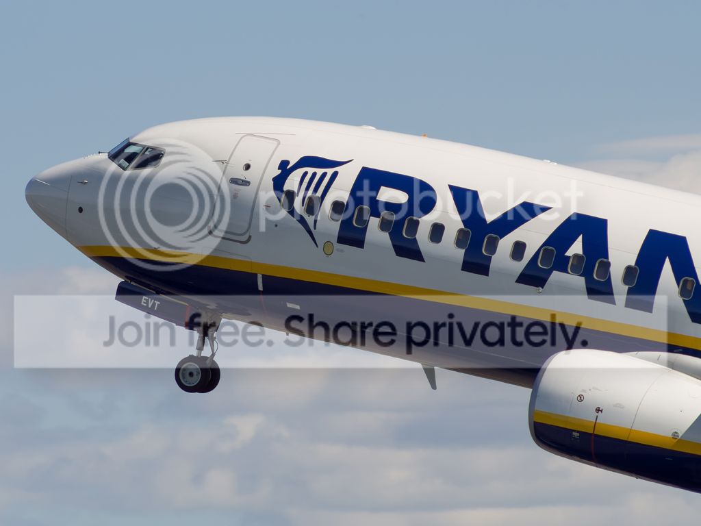 Ryanair300_zps2d4ce94c.jpg