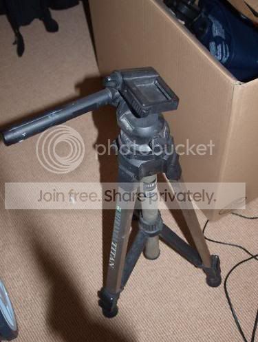 tripod.jpg
