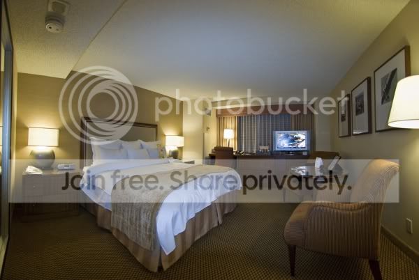 HotelRoom2.jpg