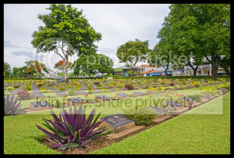 Kanchanaburi-War-Cemetery_c.jpg